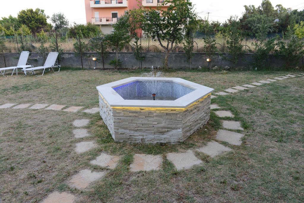 Volanakis Apartments Amoudara  Bagian luar foto