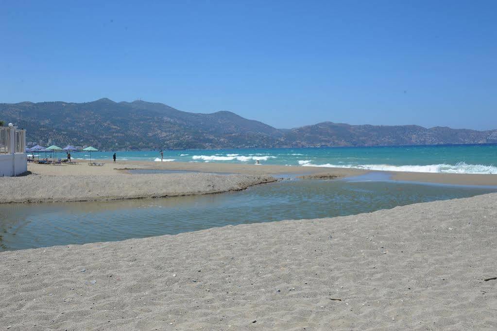 Volanakis Apartments Amoudara  Bagian luar foto