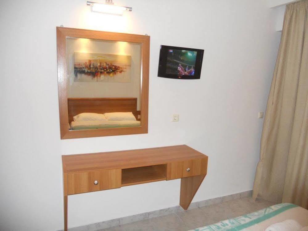 Volanakis Apartments Amoudara  Bagian luar foto